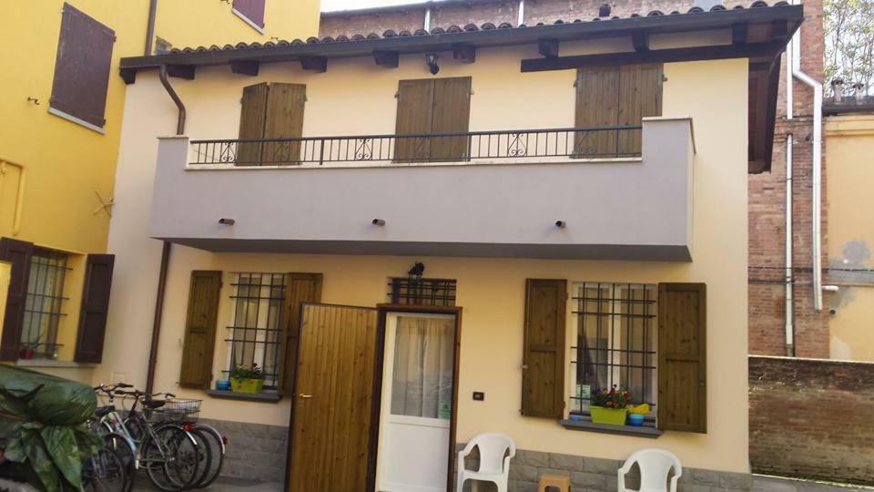 Il Delfino A Bologna Bed & Breakfast ภายนอก รูปภาพ